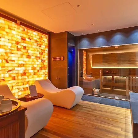 Hotel White-2